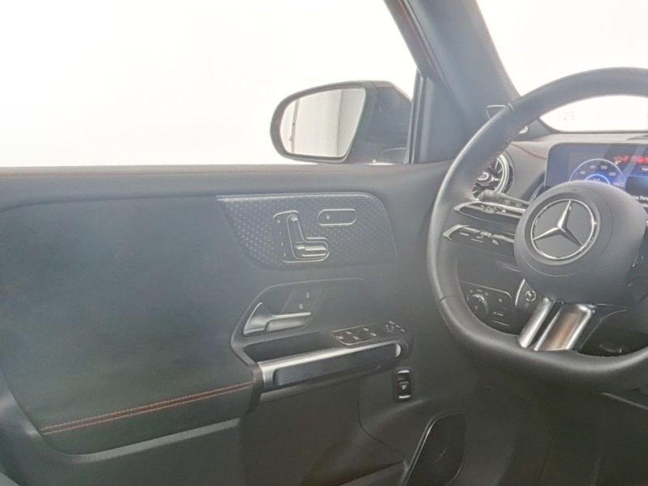 Fahrzeugbild 8 / 9