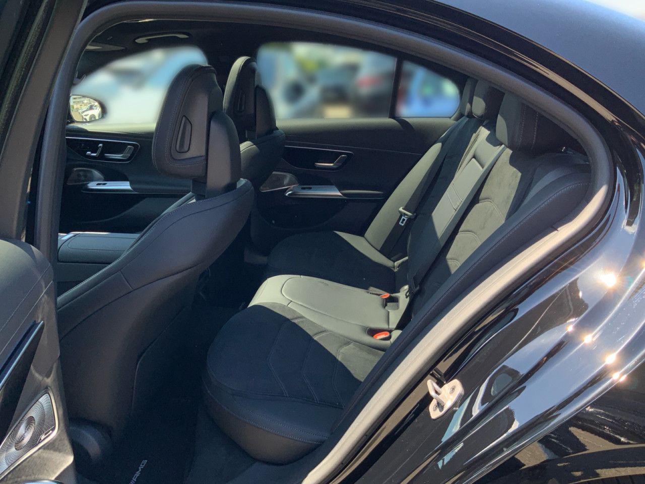 Mercedes-Benz E-Klasse – Bild 13
