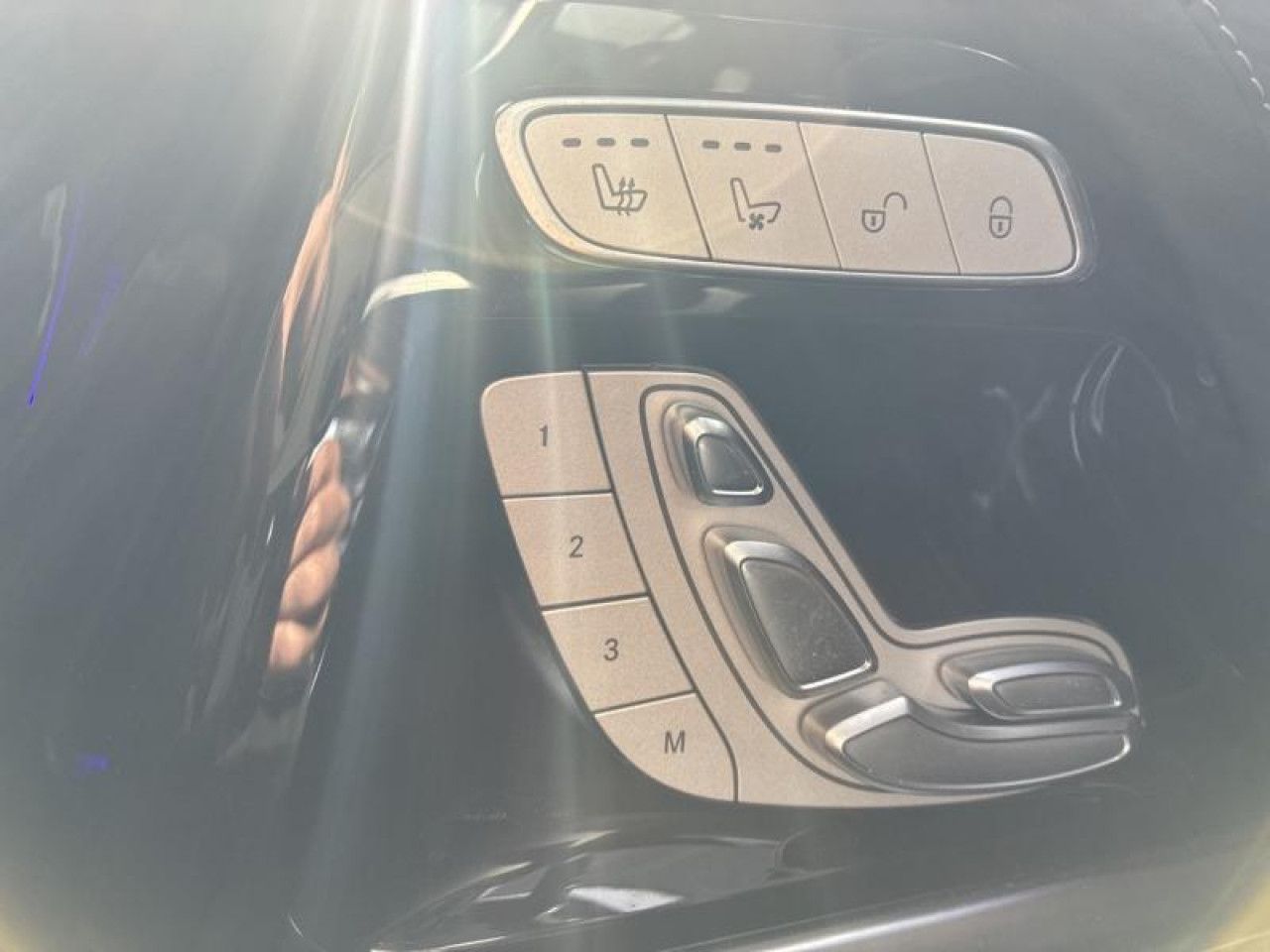 Photo du v&eacute;hicule 18 / 18