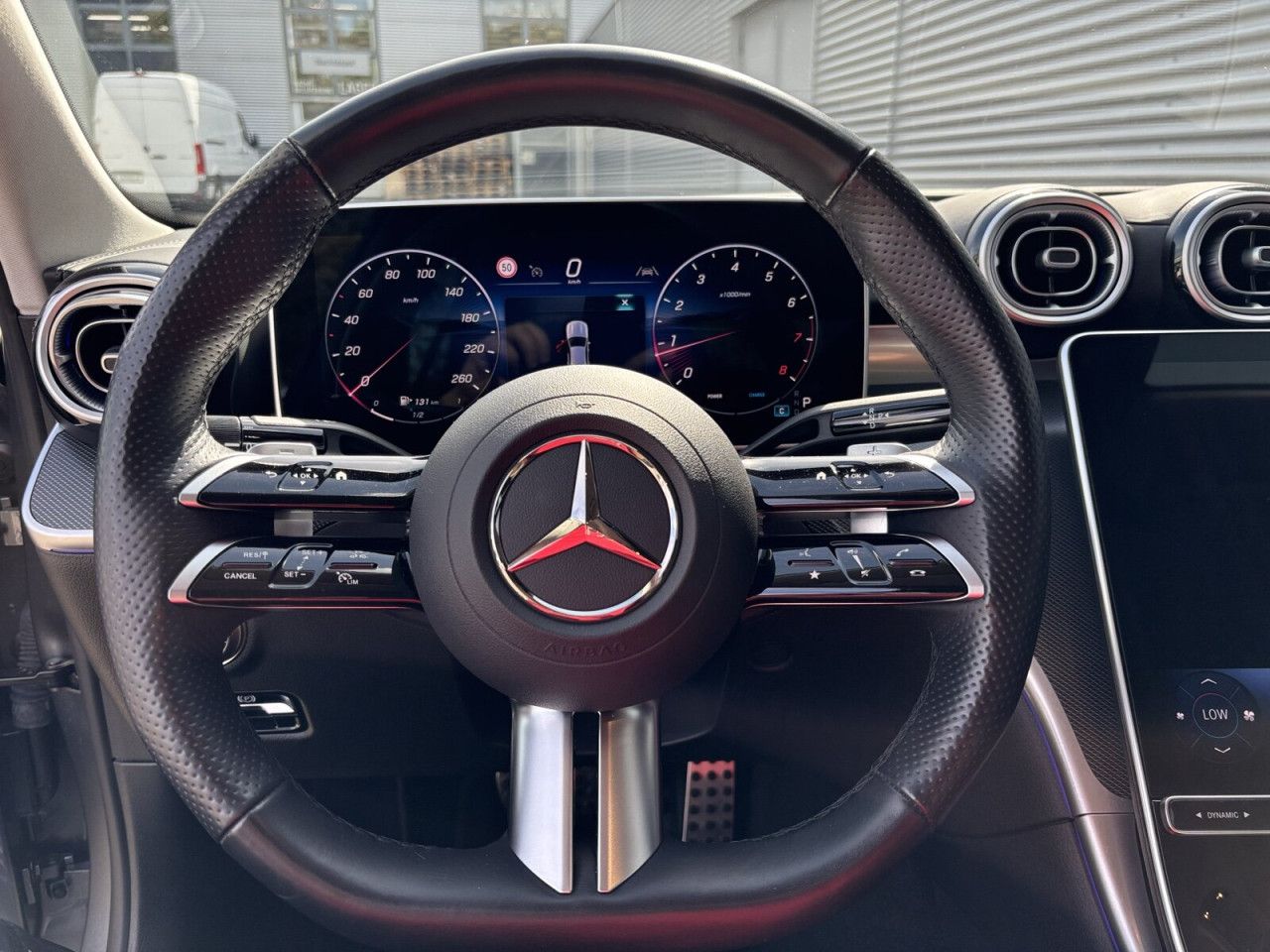 Mercedes-Benz C-Klasse – Bild 12