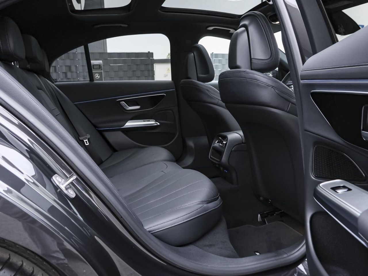 Mercedes-Benz E-Klasse – Bild 6
