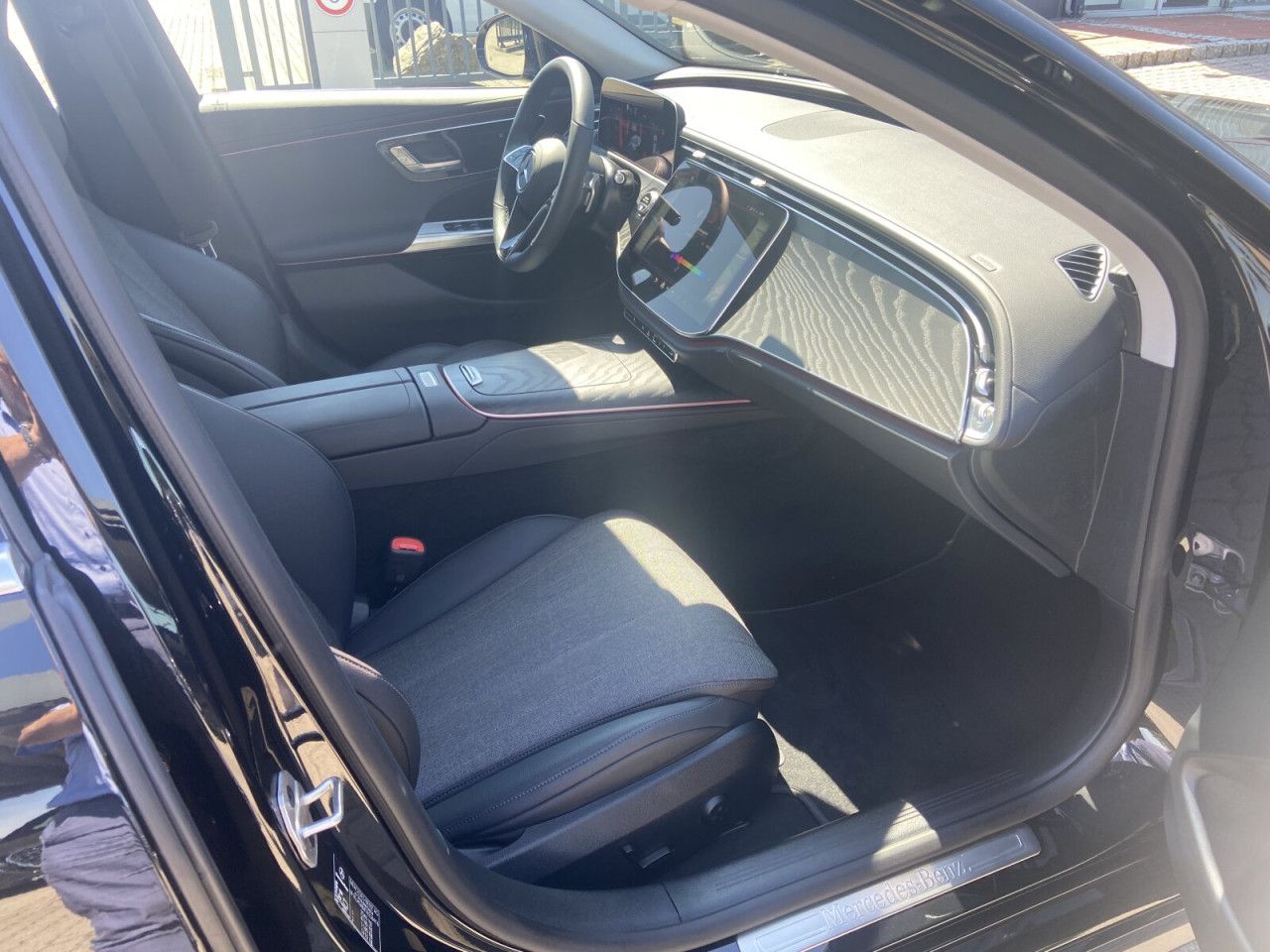 Mercedes-Benz E-Klasse – Bild 15