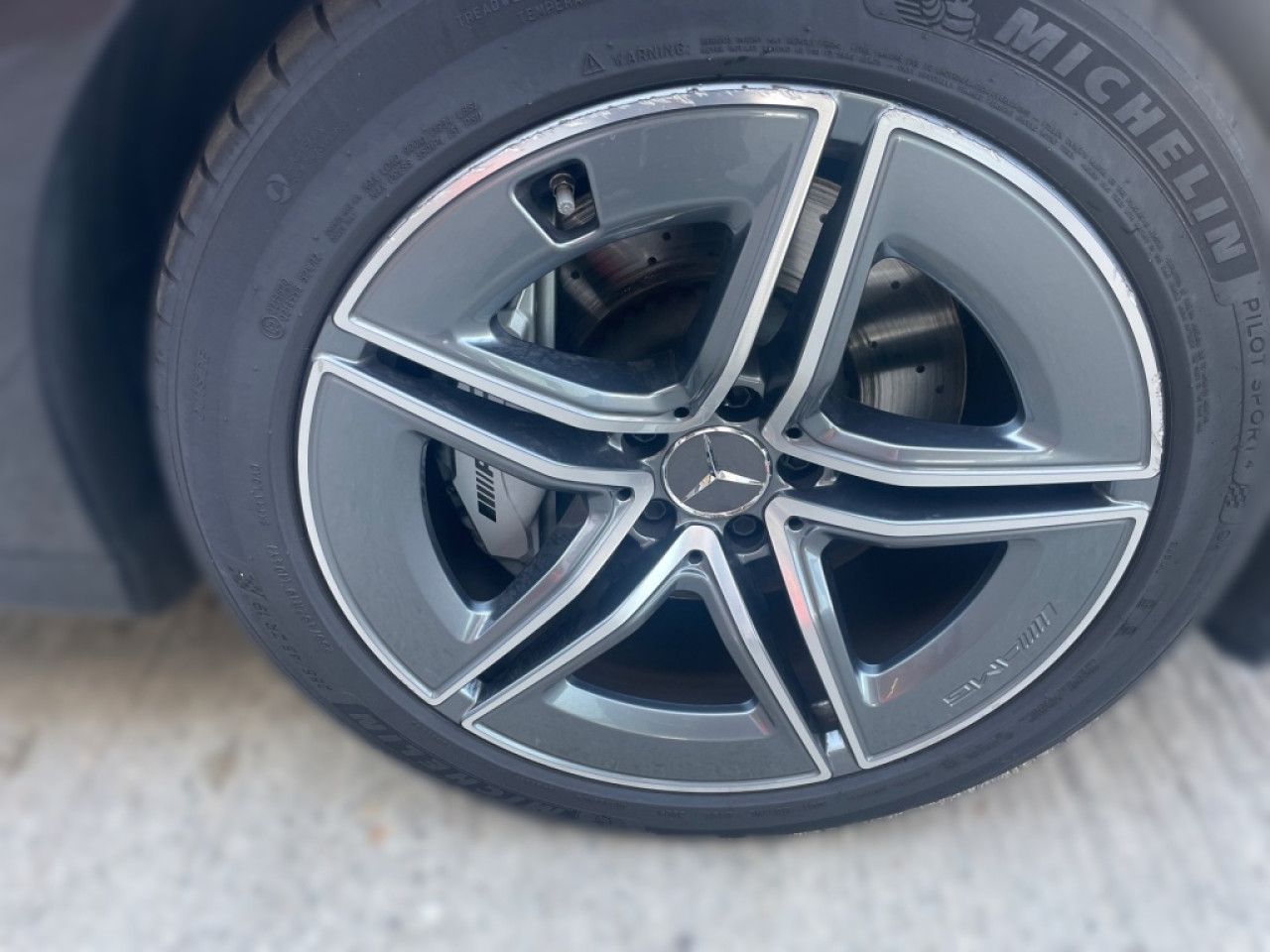 Mercedes-Benz E-Klasse – Bild 7