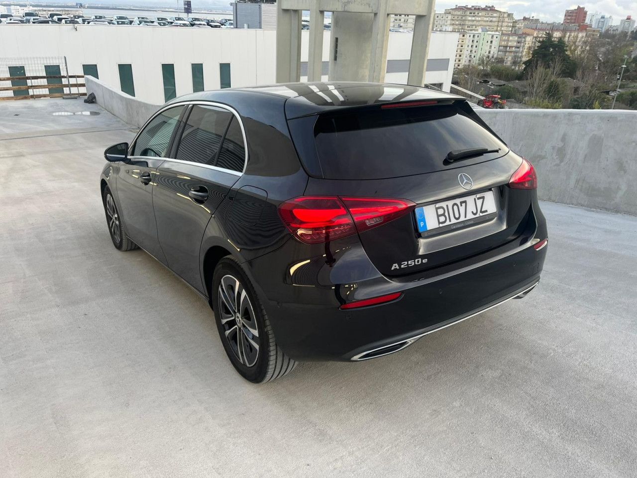 Imagem do veículo 7 / 8