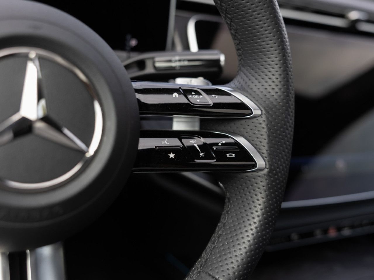 Mercedes-Benz E-Klasse – Bild 12