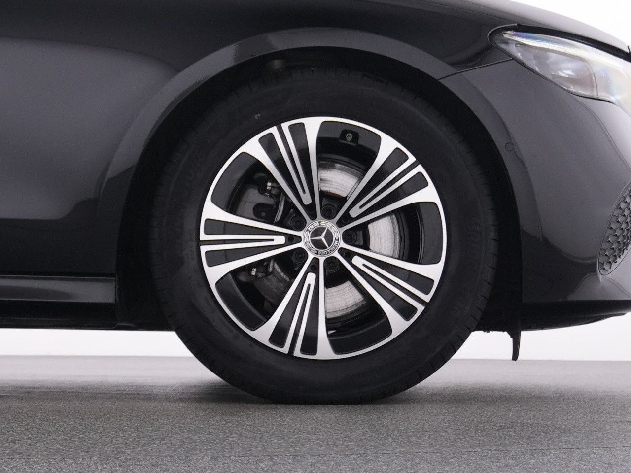 Mercedes-Benz E-Klasse – Bild 21