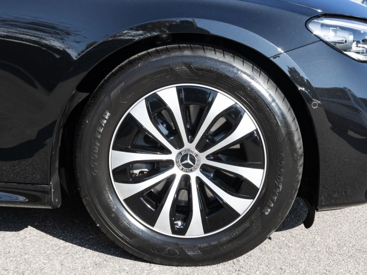 Mercedes-Benz E-Klasse – Bild 8