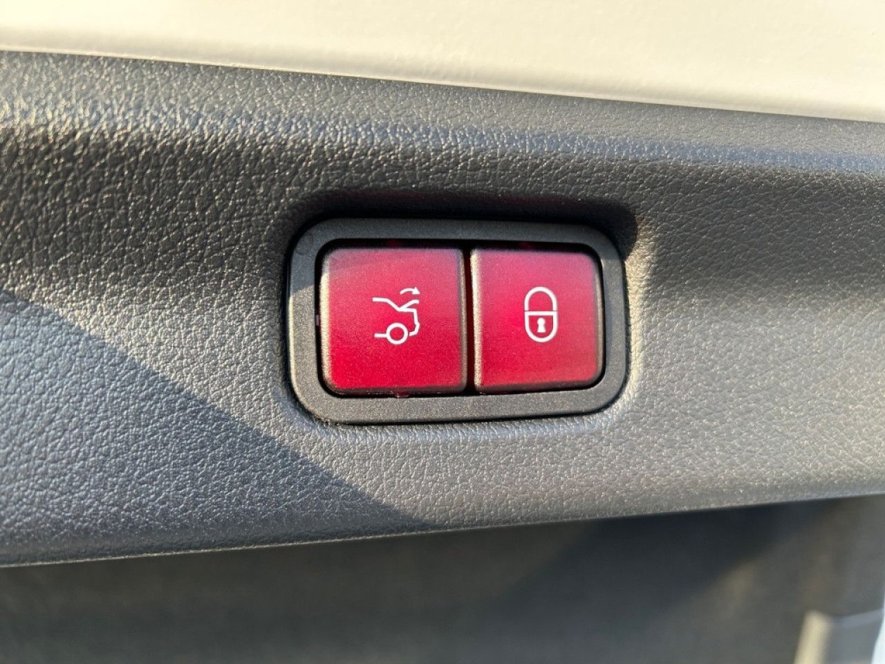 Mercedes-Benz EQE – Bild 17