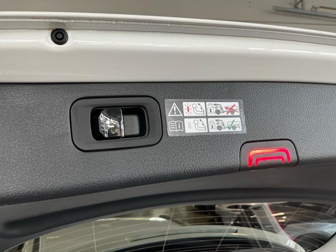 Mercedes-Benz C-Klasse – Bild 17