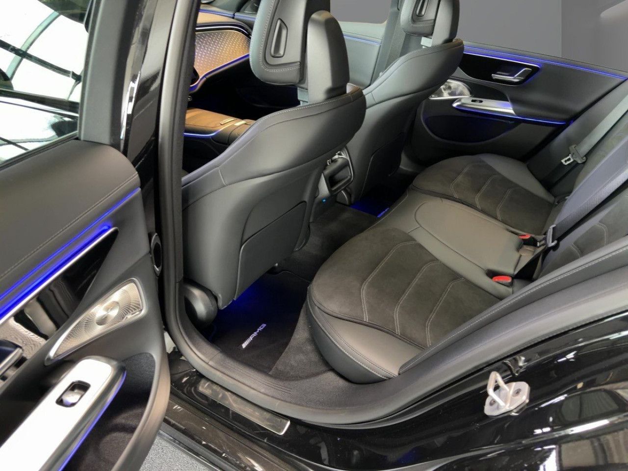 Mercedes-Benz E-Klasse – Bild 7