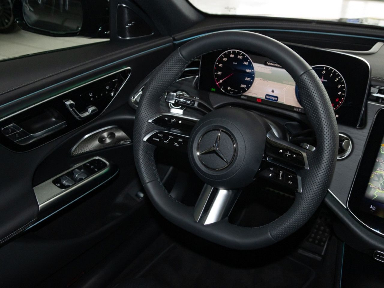 Mercedes-Benz E-Klasse – Bild 13