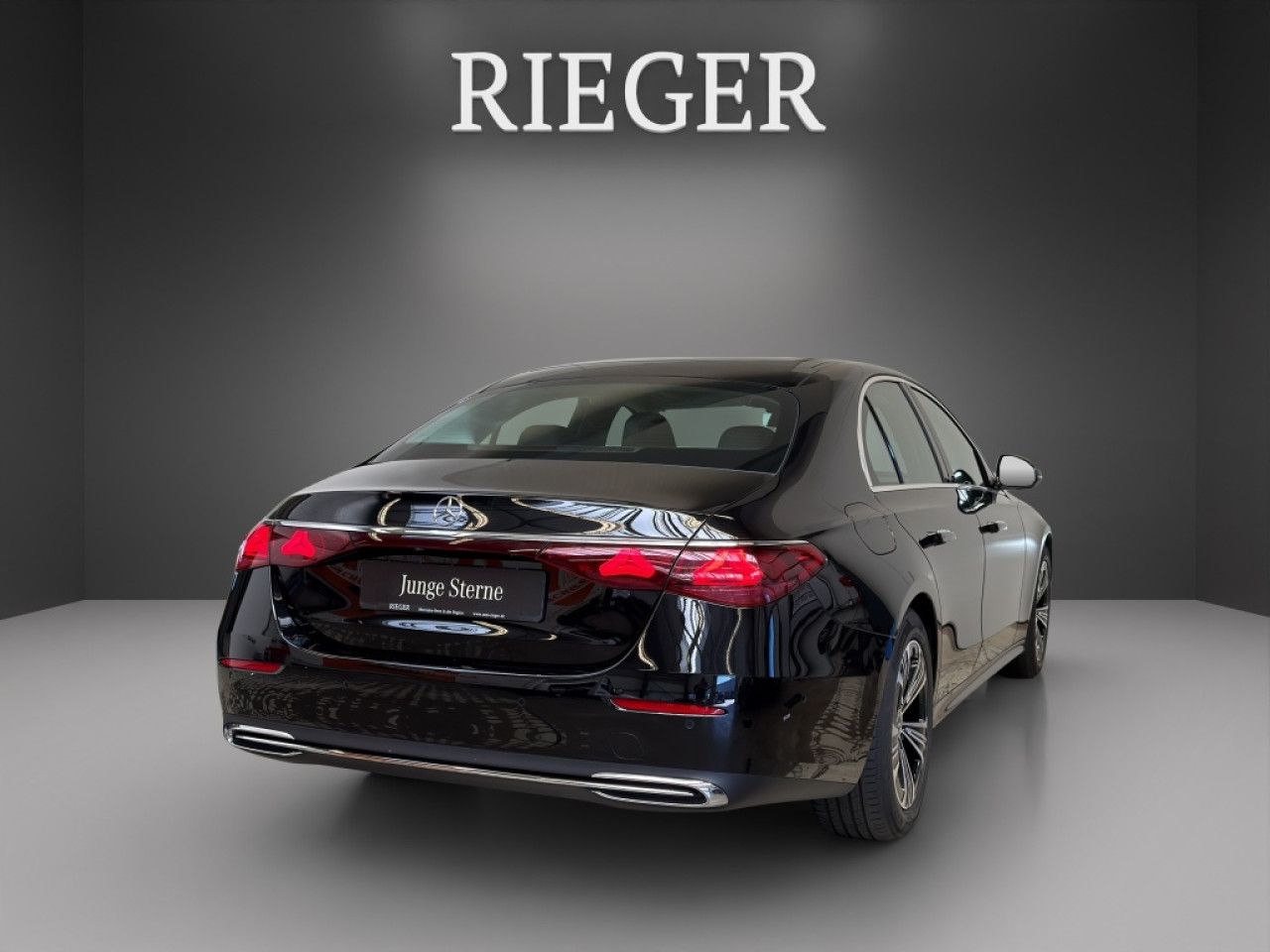 Mercedes-Benz E-Klasse – Bild 13