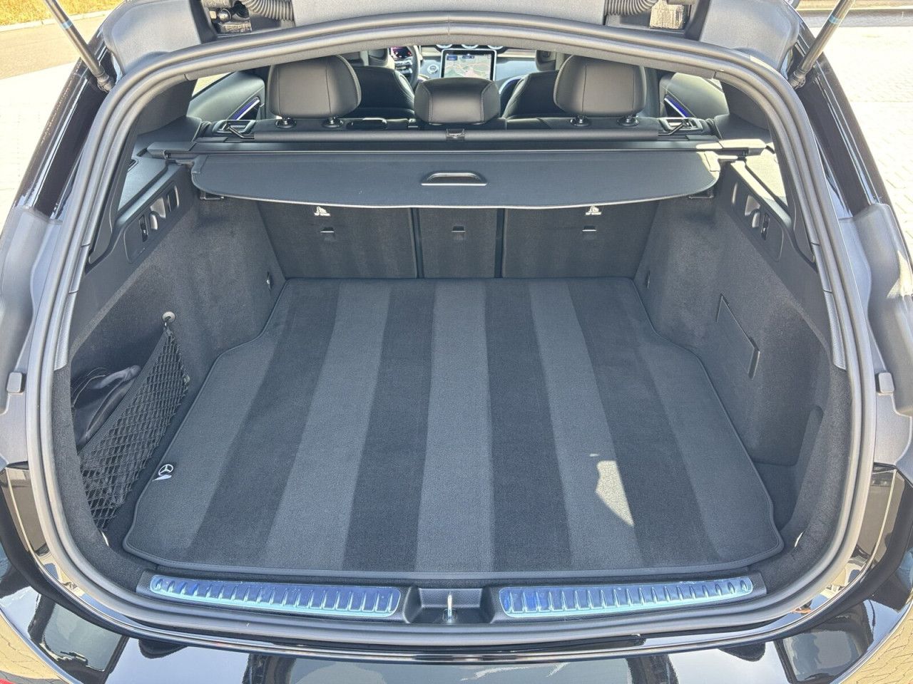 Mercedes-Benz C-Klasse – Bild 20