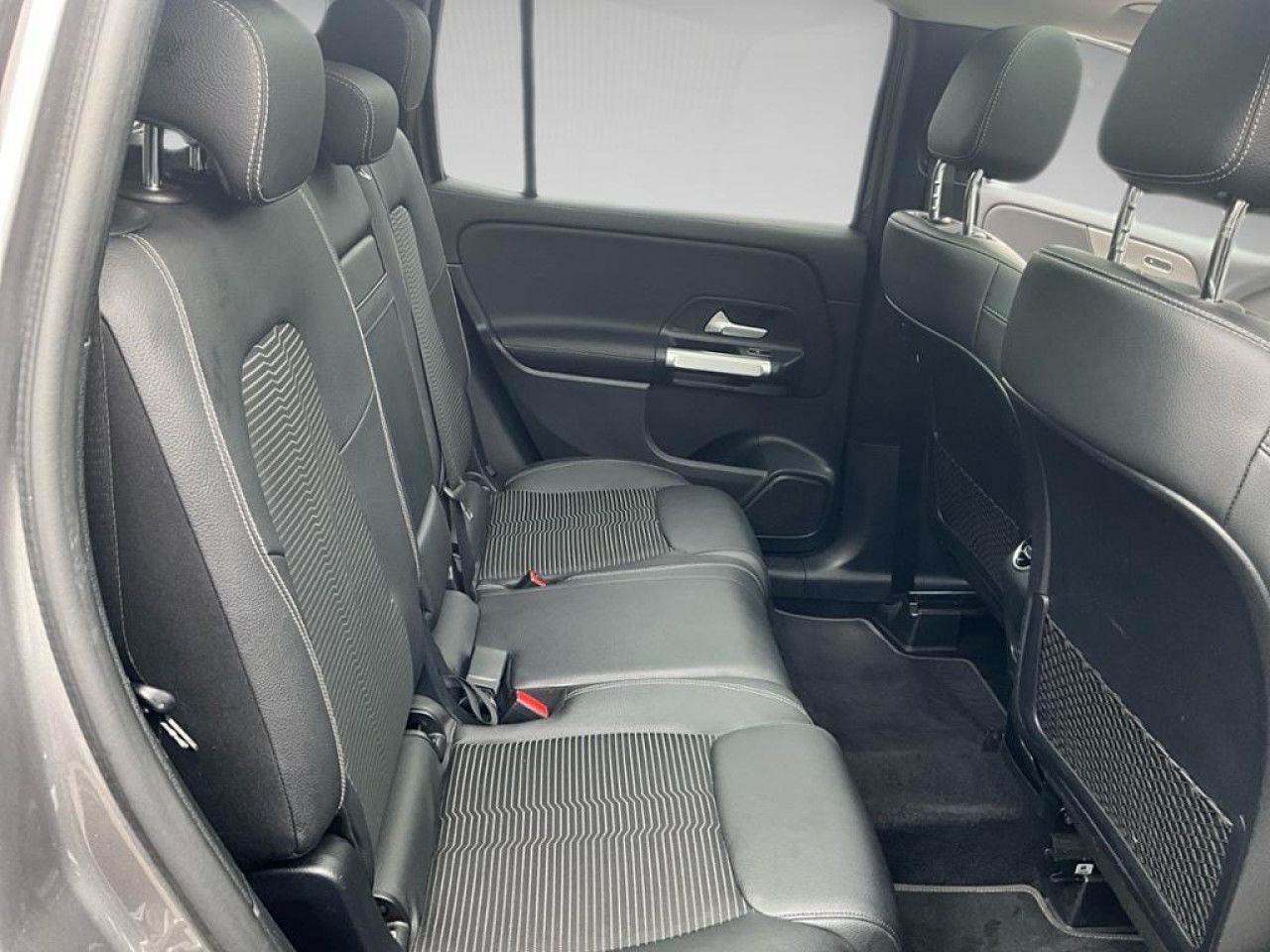 Mercedes-Benz GLB – Bild 15