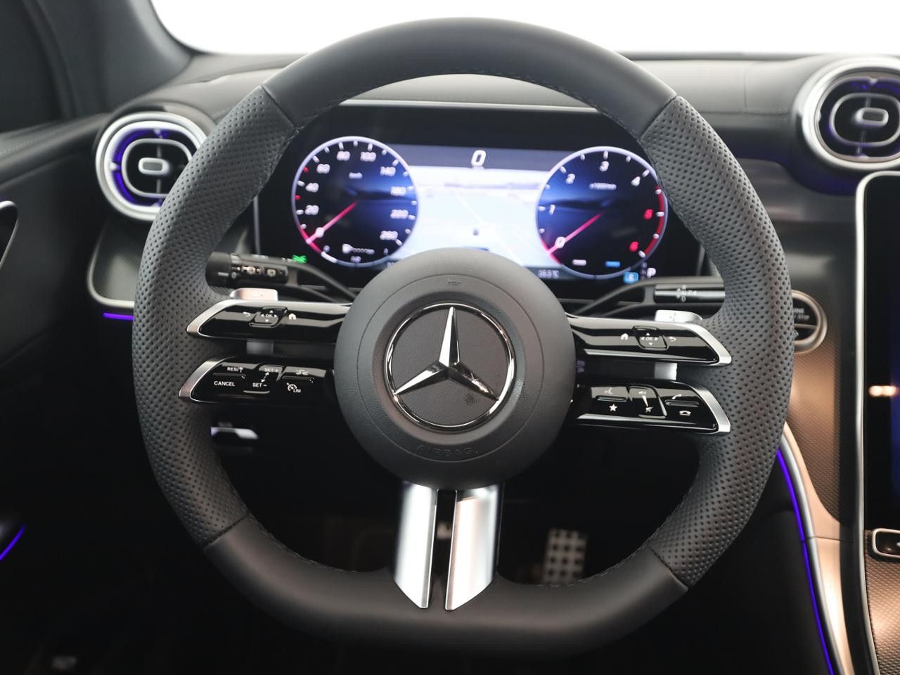 Mercedes-Benz GLC – Bild 11