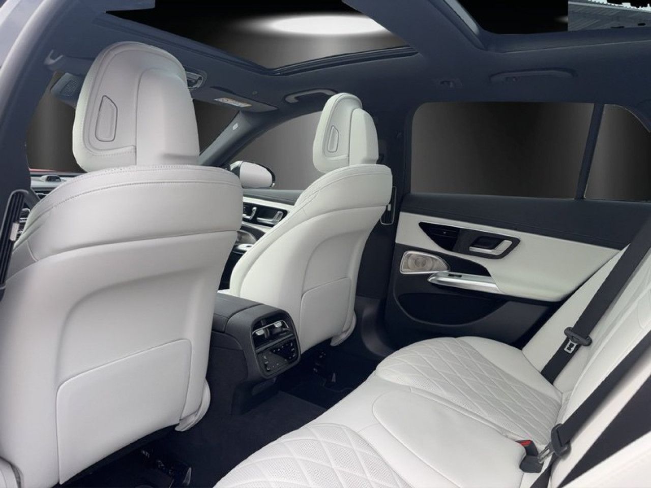 Mercedes-Benz E-Klasse – Bild 12