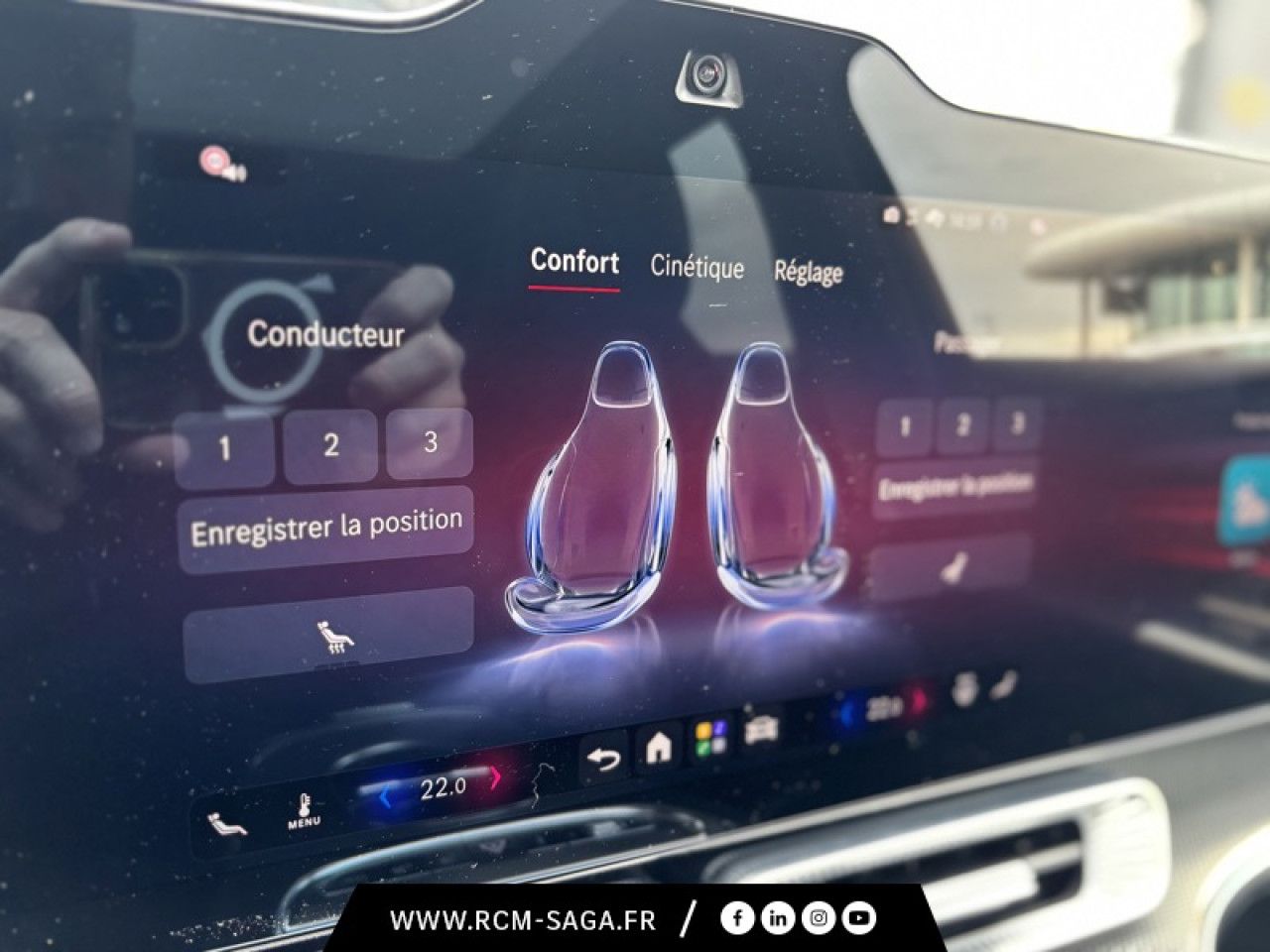 Photo du v&eacute;hicule 16 / 18