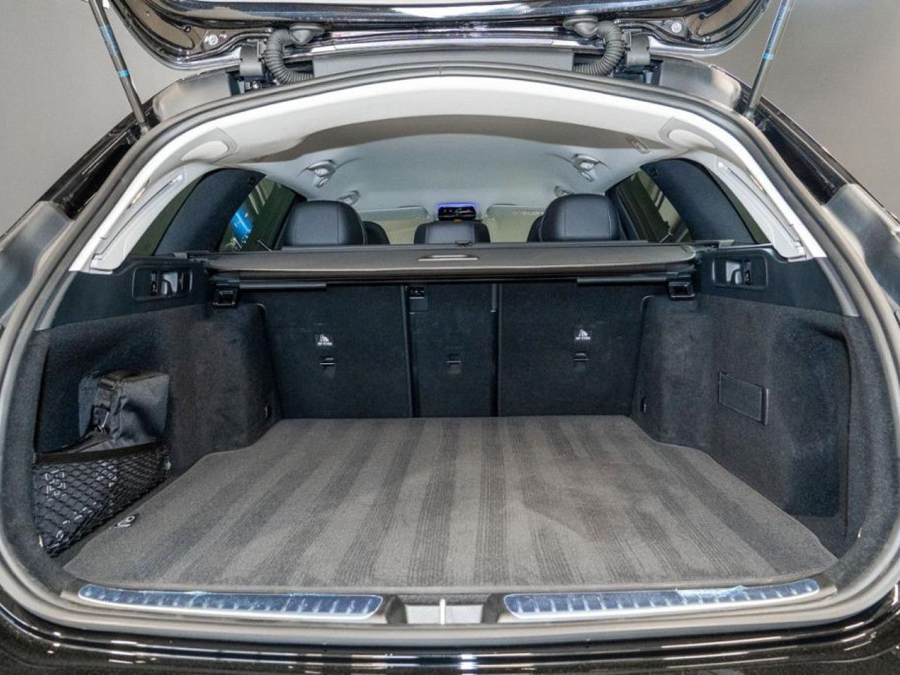 Mercedes-Benz C-Klasse – Bild 12