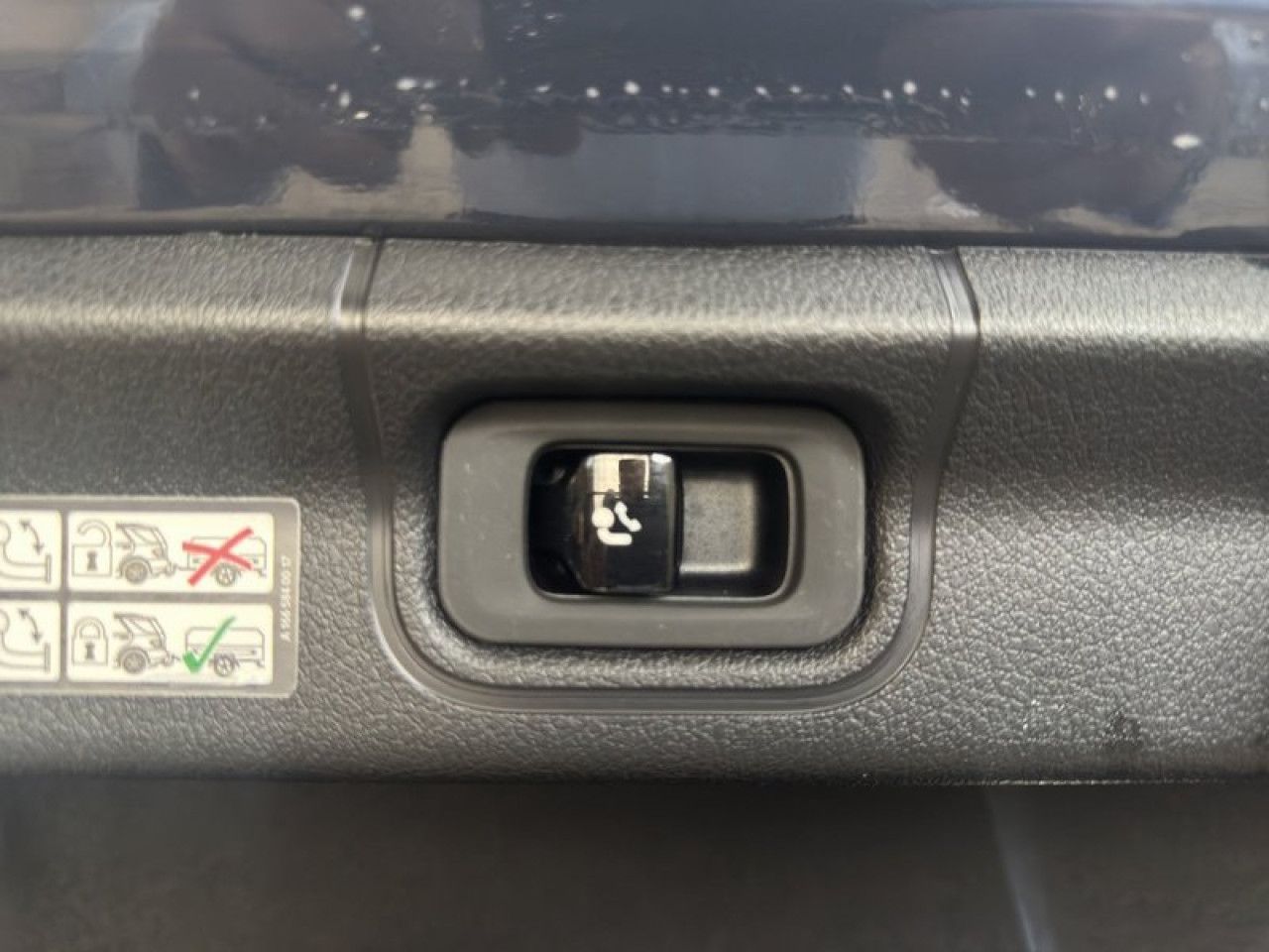 Mercedes-Benz EQE – Bild 17