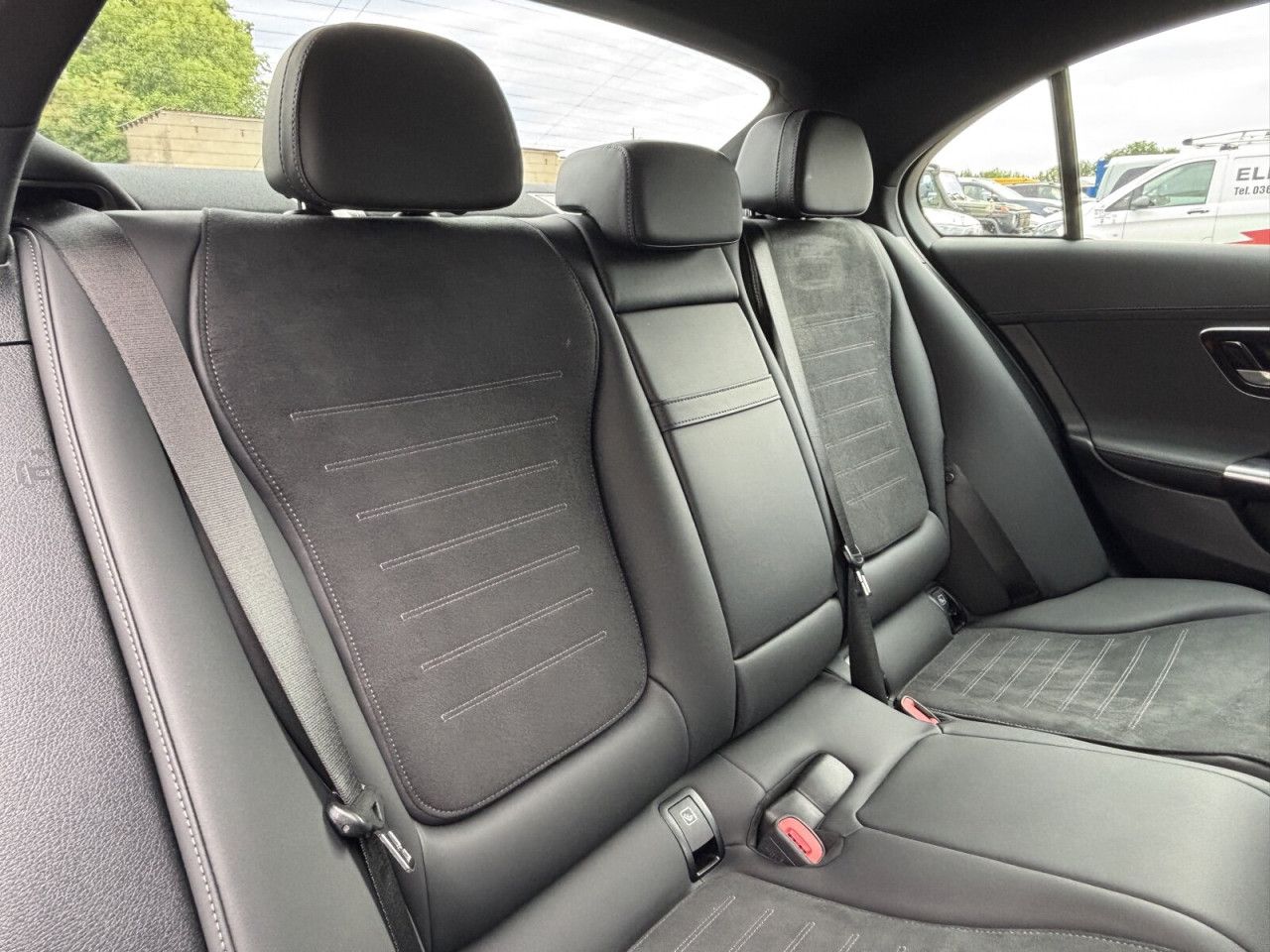Mercedes-Benz C-Klasse – Bild 14