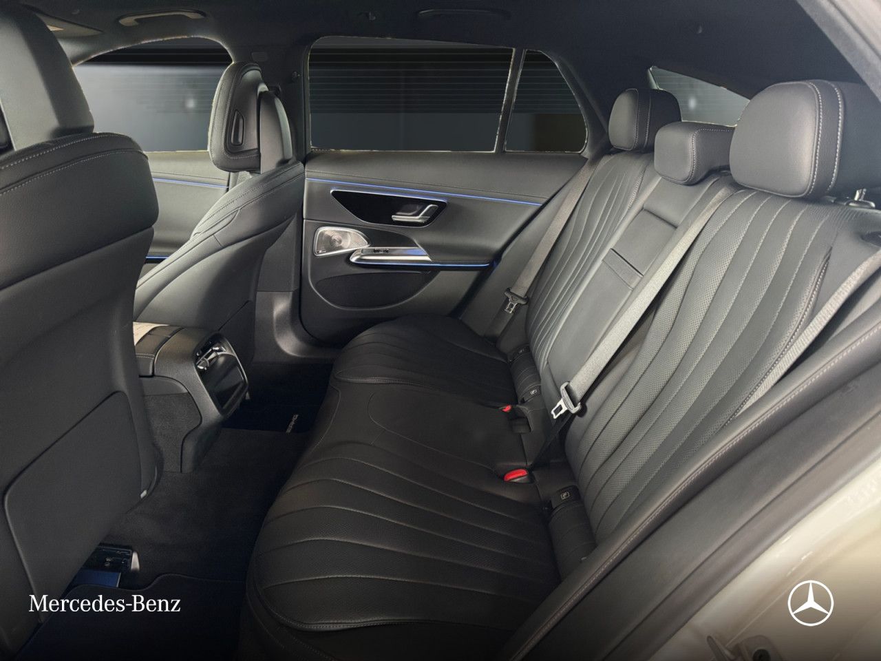Mercedes-Benz E-Klasse – Bild 15