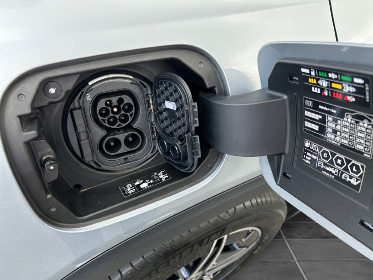 Mercedes-Benz EQB – Bild 17