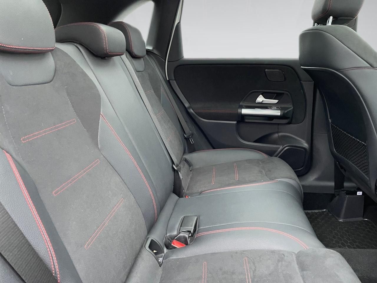 Fahrzeugbild 12 / 19