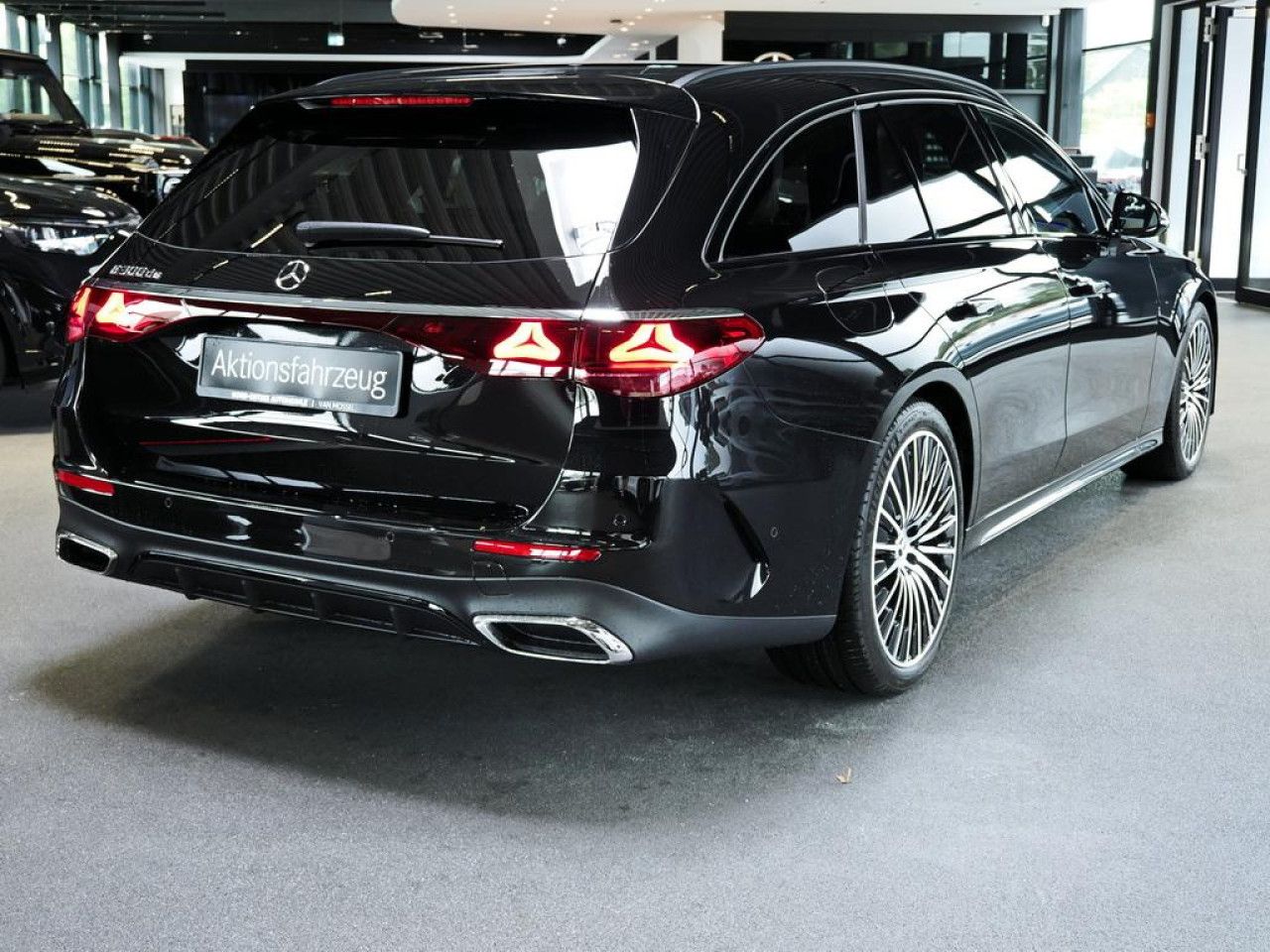 Mercedes-Benz E-Klasse – Bild 4