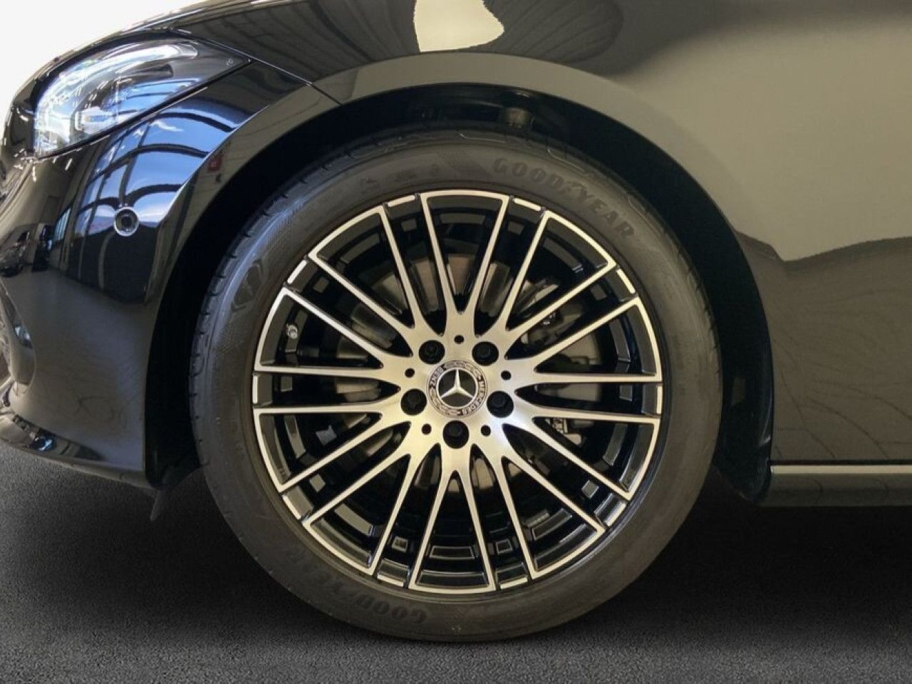 Mercedes-Benz C-Klasse – Bild 7