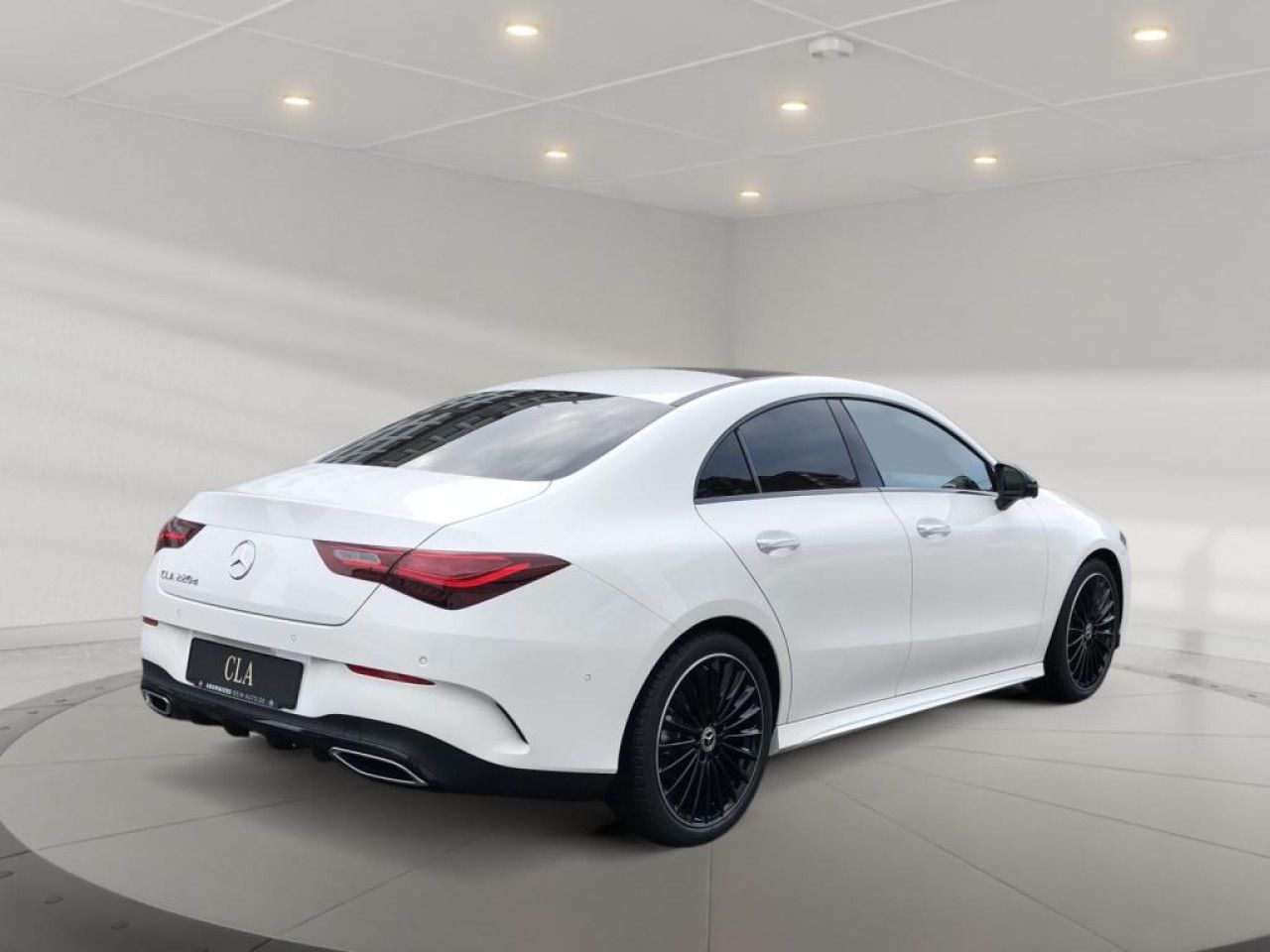 Mercedes-Benz CLA – Bild 2
