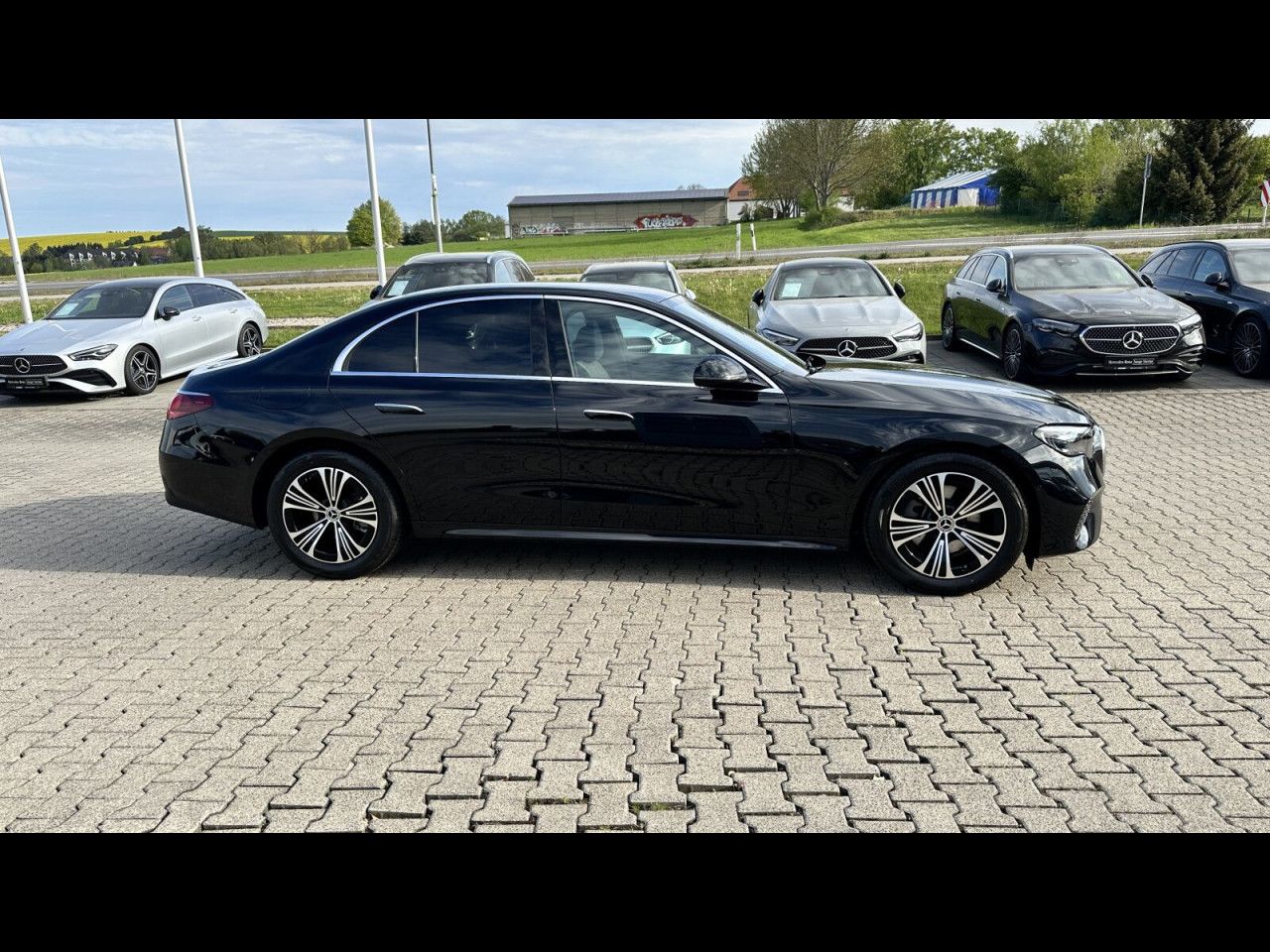 Mercedes-Benz E-Klasse – Bild 4