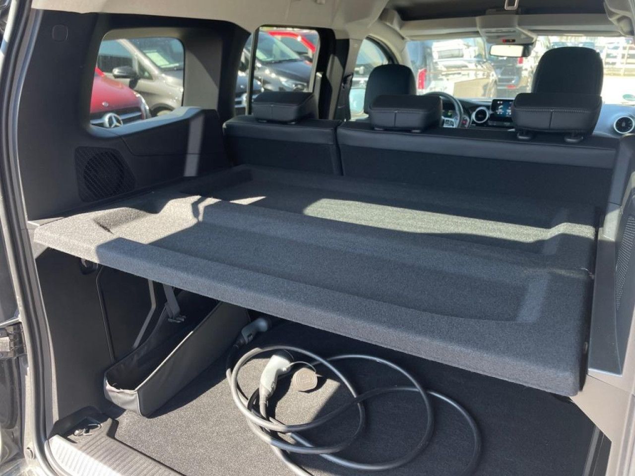 Mercedes-Benz EQT – Bild 10