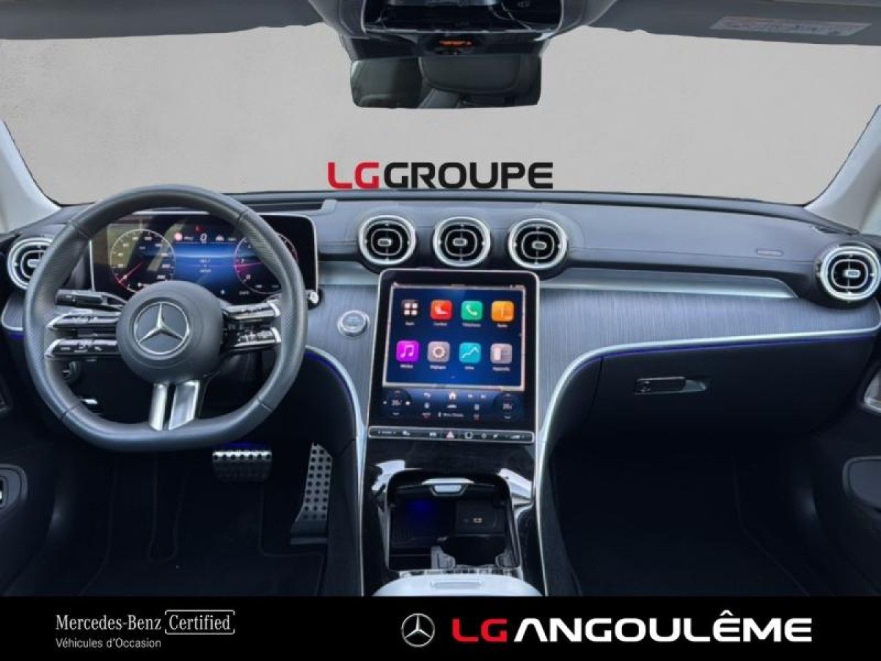 Photo du v&eacute;hicule 9 / 18