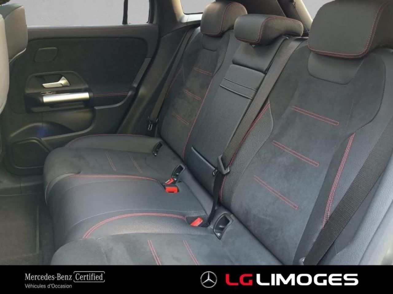 Photo du v&eacute;hicule 11 / 18