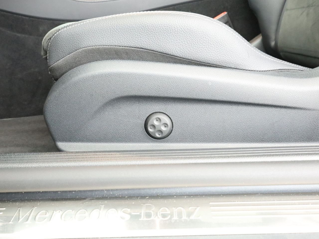 Mercedes-Benz E-Klasse – Bild 27