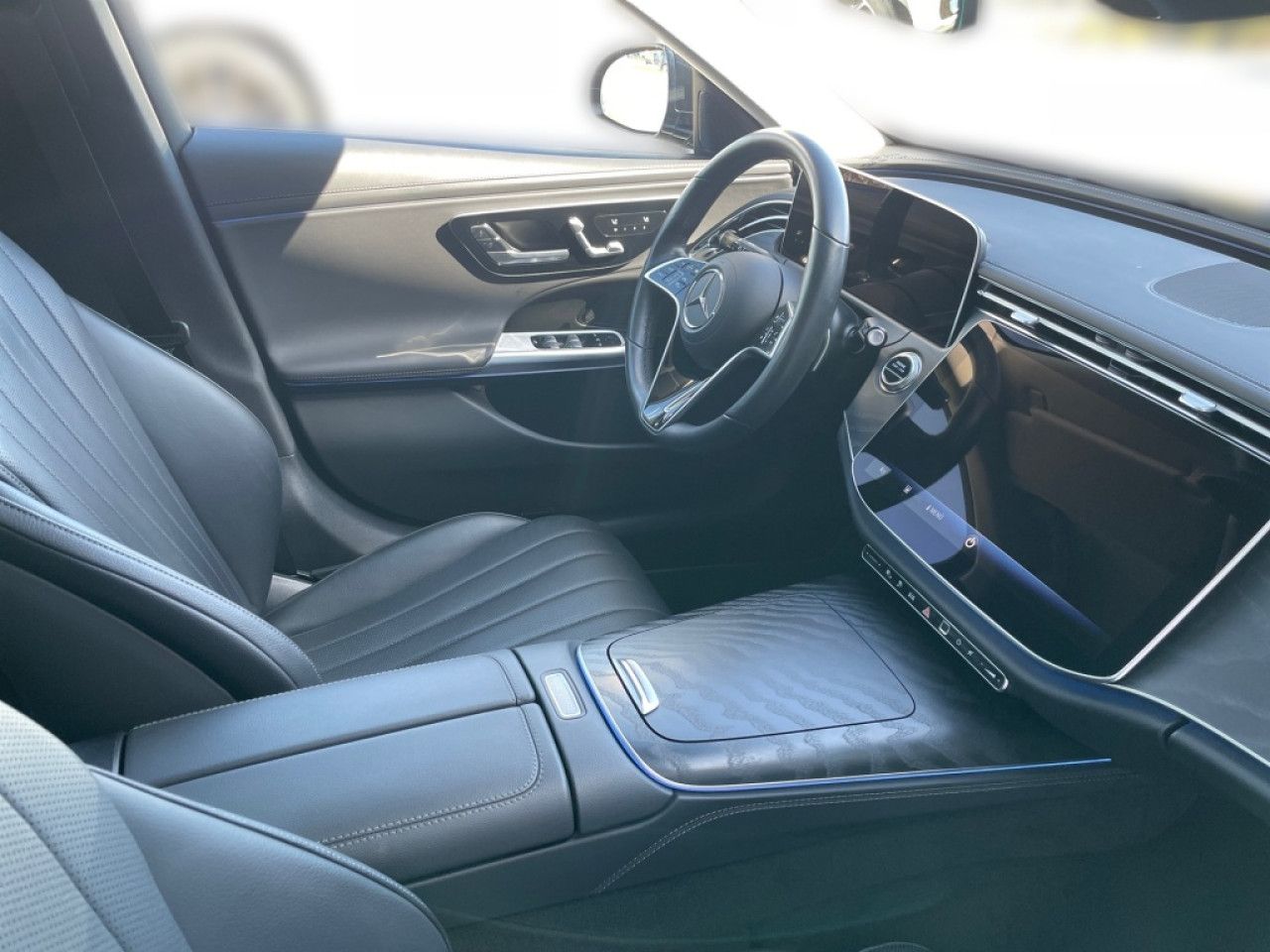 Mercedes-Benz E-Klasse – Bild 8