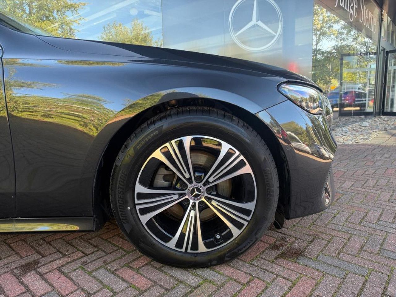 Mercedes-Benz E-Klasse – Bild 26