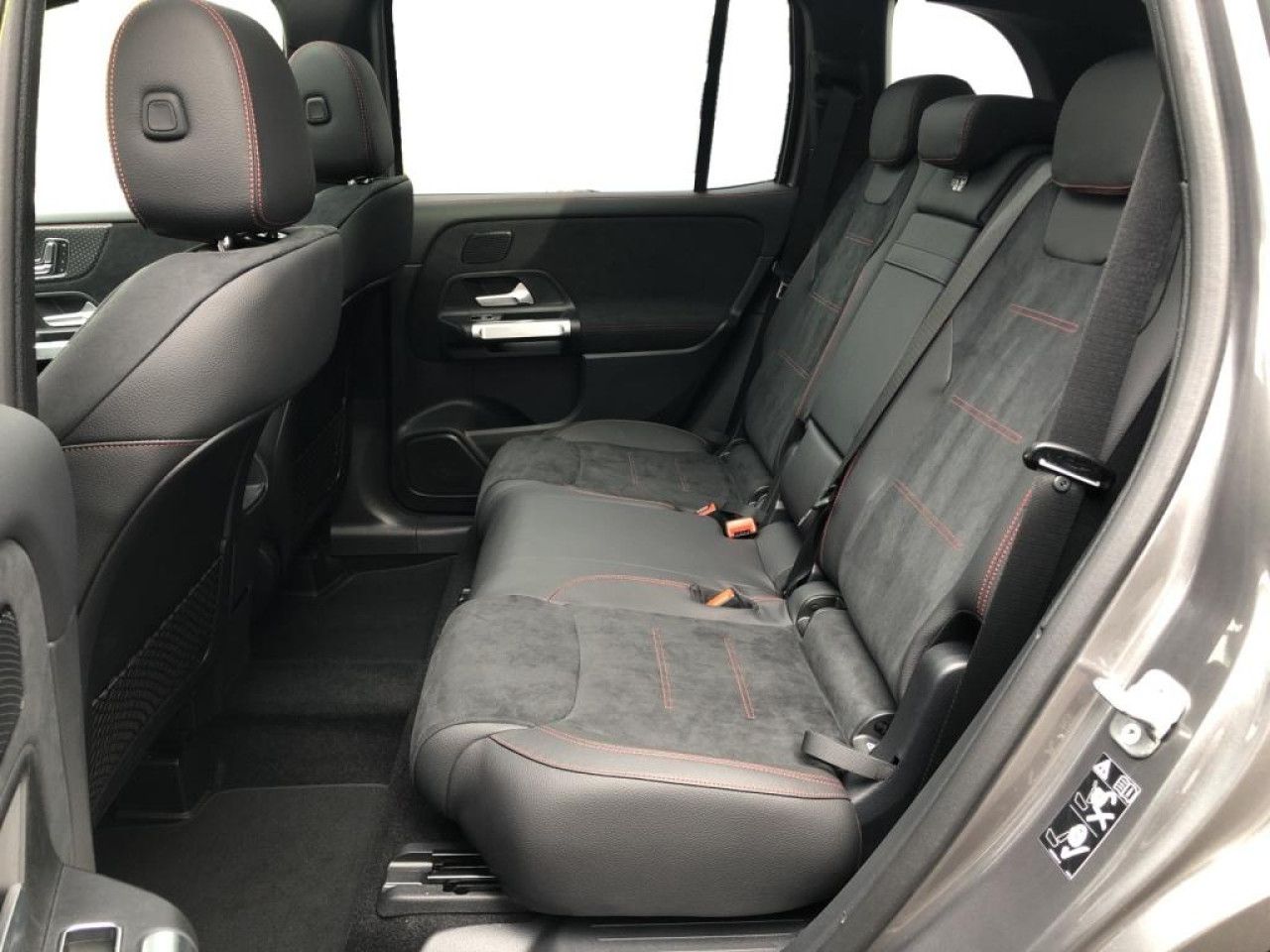 Mercedes-Benz GLB – Bild 7