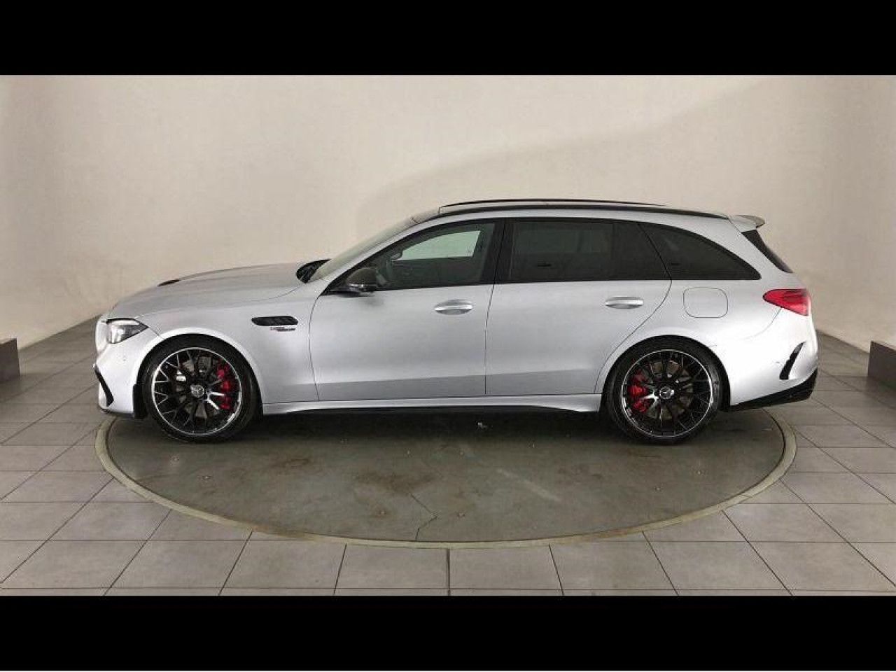 Photo du v&eacute;hicule 3 / 18