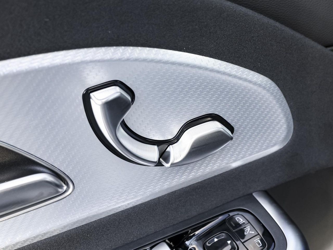 Mercedes-Benz GLB – Bild 13