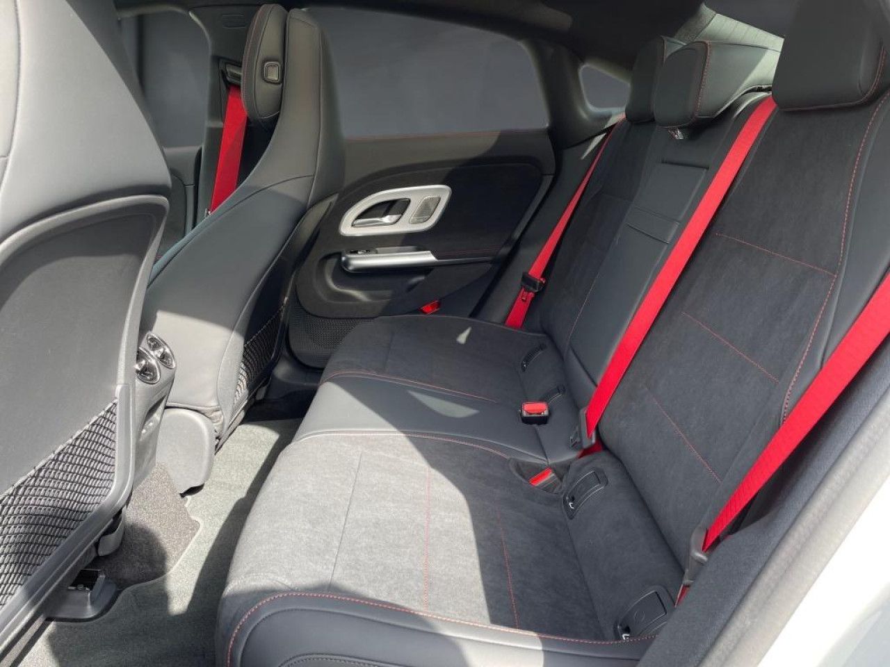 Mercedes-Benz CLA – Bild 8