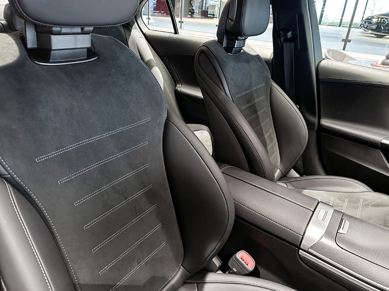 Fahrzeugbild 14 / 17