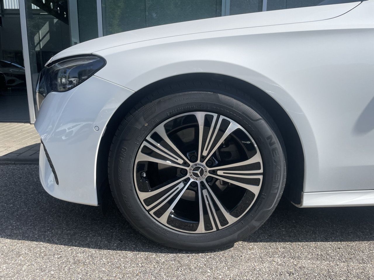 Mercedes-Benz E-Klasse – Bild 3