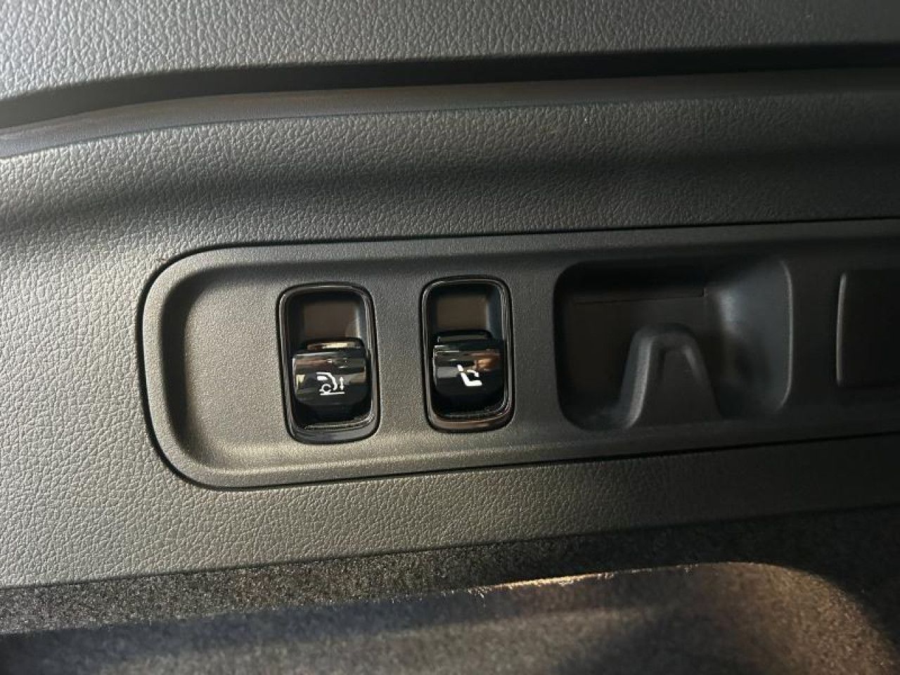 Photo du v&eacute;hicule 10 / 18