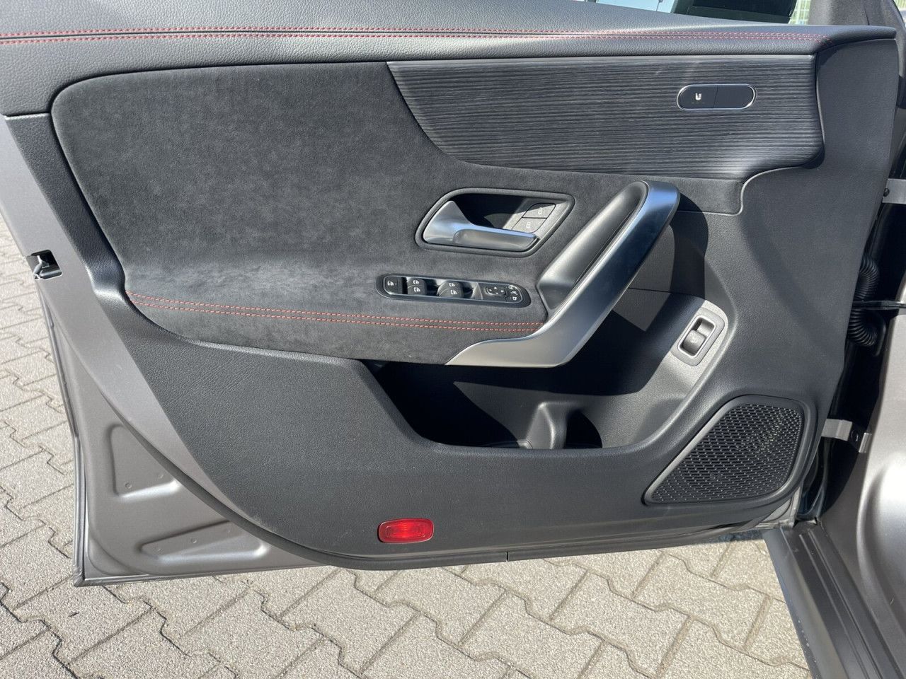 Fahrzeugbild 10 / 13