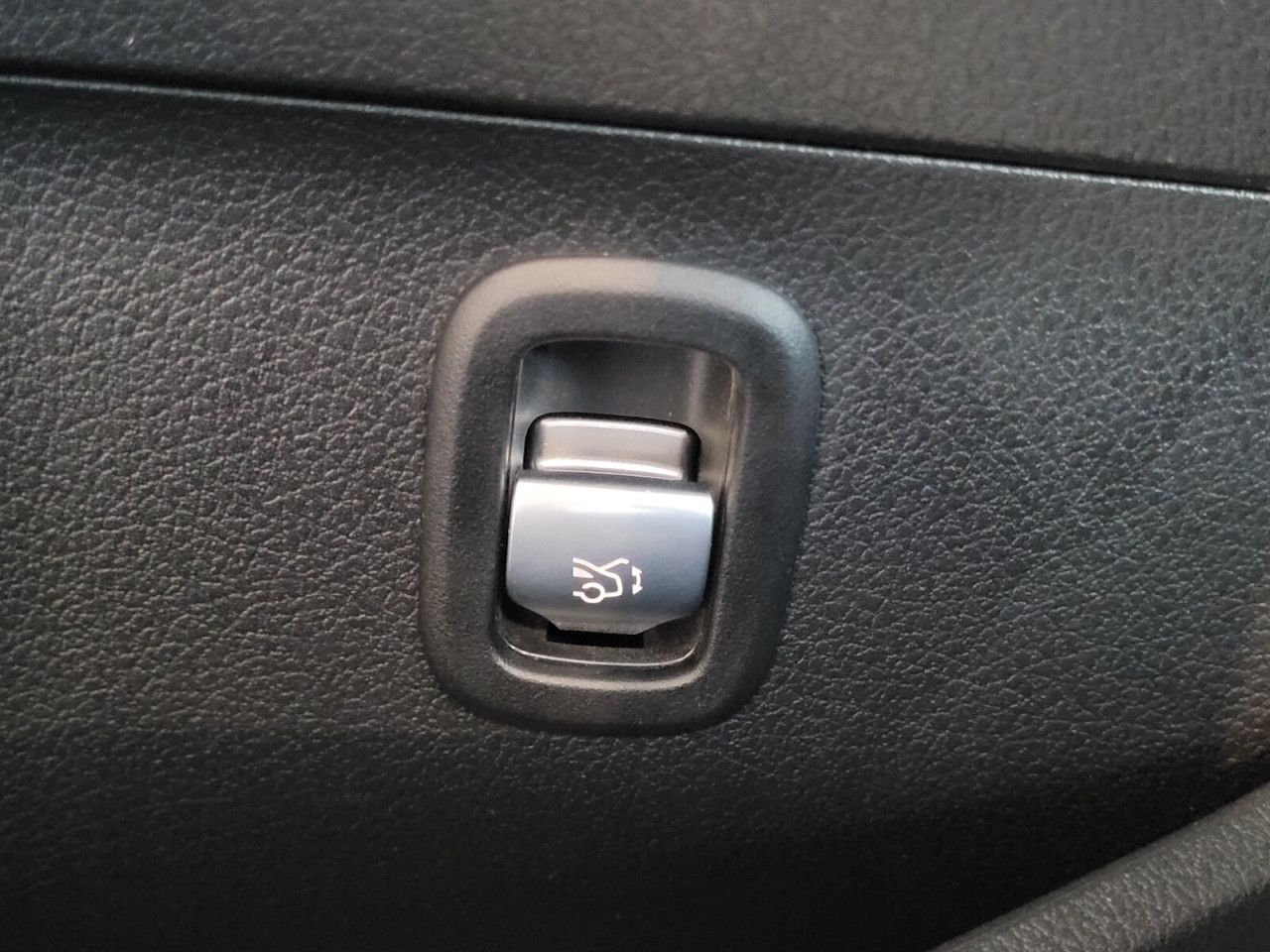 Mercedes-Benz C-Klasse – Bild 24