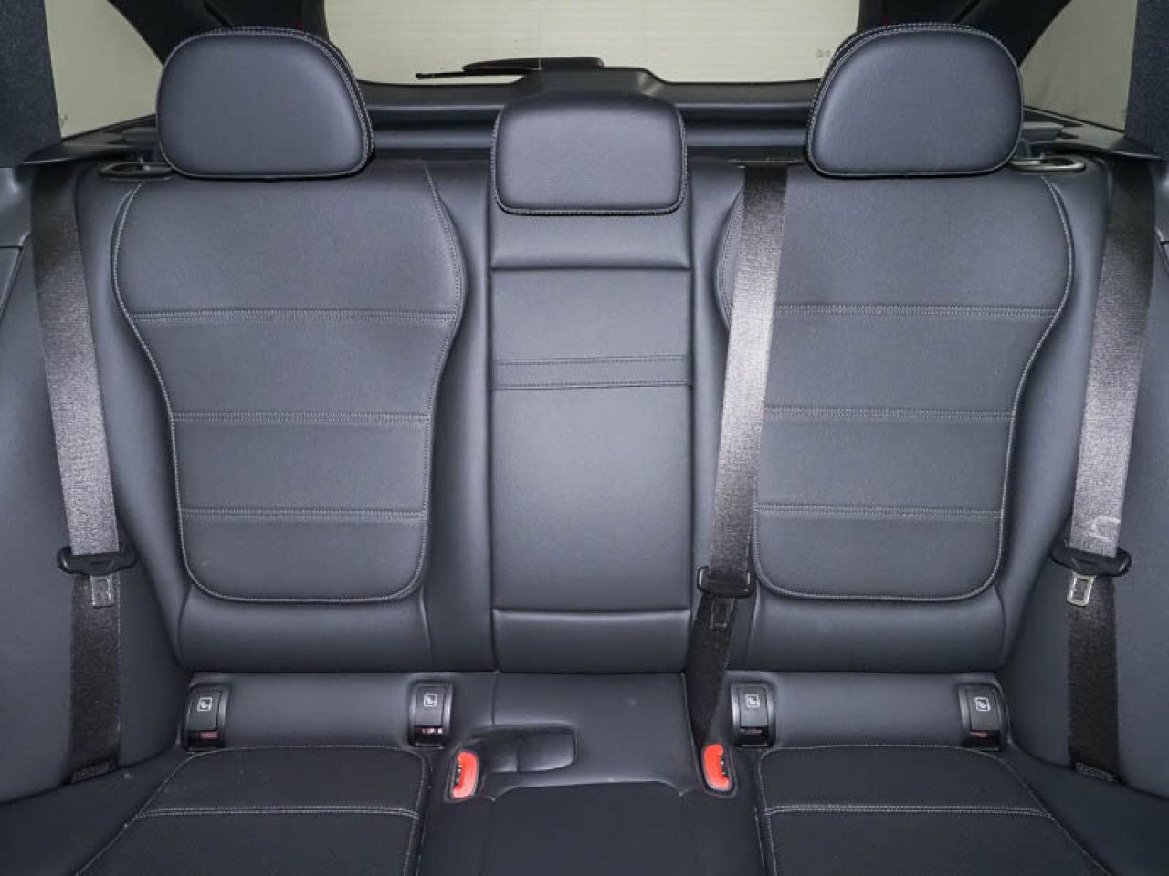Mercedes-Benz C-Klasse – Bild 8