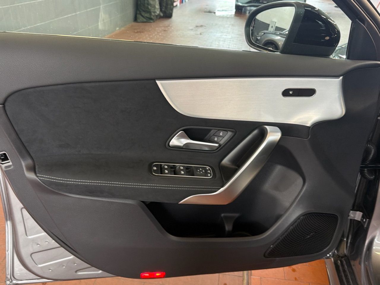 Mercedes-Benz A-Klasse – Bild 2