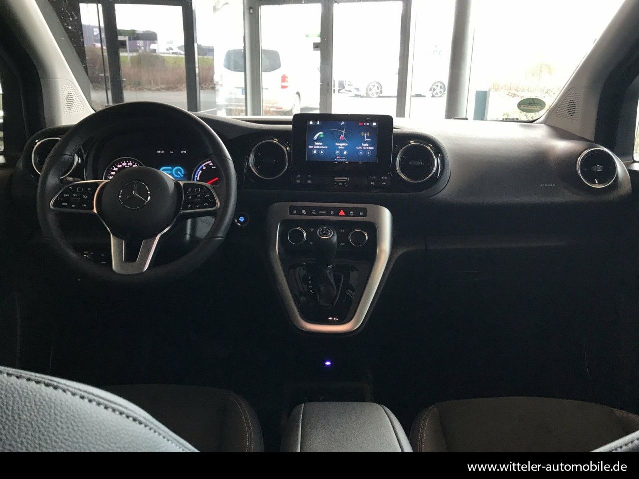 Mercedes-Benz EQT – Bild 9