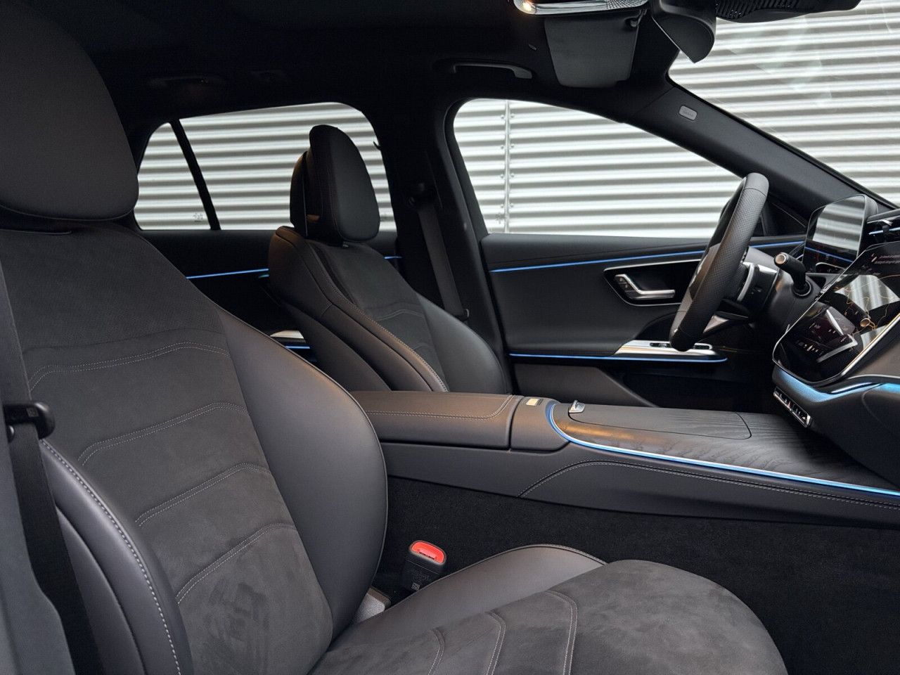 Mercedes-Benz E-Klasse – Bild 16